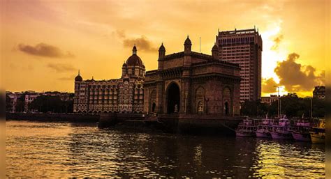 Soon Travel Between Navi Mumbai And Gateway Of India In Speed Boats