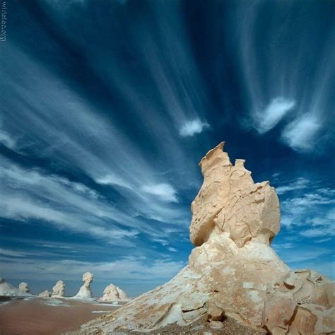 Egypts Rock Formations In The White Desert Beautiful World Beautiful