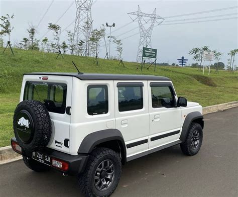 For those interested, the suzuki jimny costs php1.06 to 1.18 million brand new, with four despite having all the trappings of a vintage vehicle, the 2021 jimny—a 2020 carryover—still manages to be. This is how 2021 Maruti Gypsy (5-door Jimny) could look like in real life