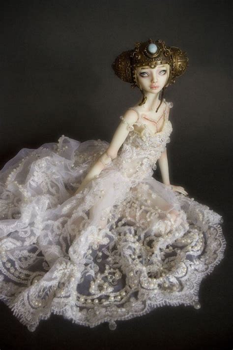 12 Of The Most Beautiful Porcelain Dolls Youll Ever See
