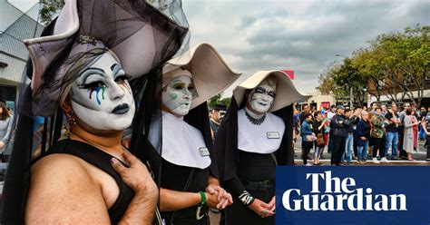 Dodgers Re Invite Drag Nuns To Pride Night After Cutting Them Los