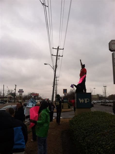 memphis flyer memphis workers protest after recent nationwide wage wins