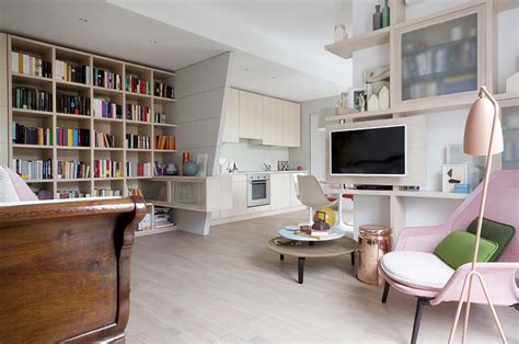 Uno è quello di sfruttare gli arredi che sono presenti. Open space: come dividere cucina e soggiorno - CASAfacile