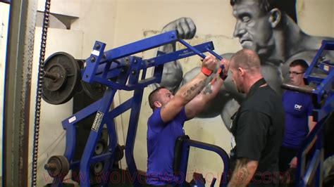 Dorian Yates Takes Andy Torres Through Hit Back Workout At Temple Gym