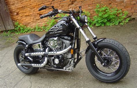 The site owner hides the web page description. Umgebautes Motorrad Harley-Davidson Dyna Super Glide FXD ...