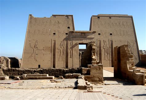Top And Best 10 Temples To Visit In Egypt Best Egyptian Holidays