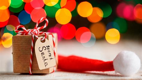 A Guide To Secret Santa Dos And Donts