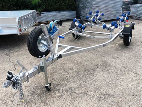 4900 Series Wobble Rollers Boat Trailer With Disc Brakes Stonegate