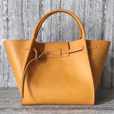 Celine Medium Big Bag In Smooth Calfskin Ginger Taschen