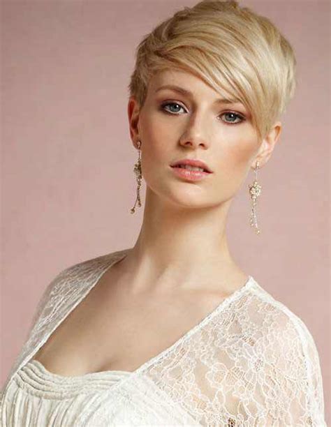Short Hairstyles For Square Faces Style You