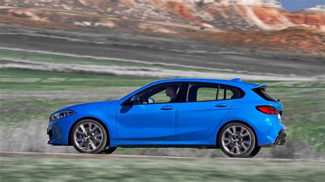 2020 Bmw 1 Series Hatchback Debuts With 20 Liter Turbo Engine In M135i