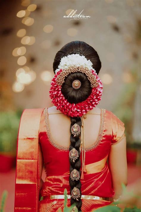 pin by almeenayadhav on jadai billai malai crown corsage n hand bouquet indian bride