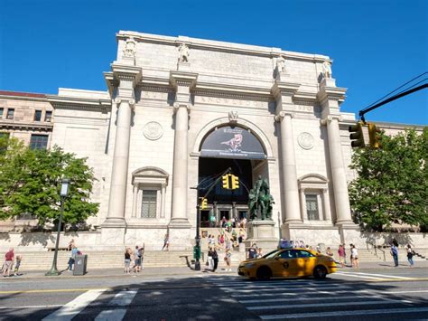 10 New York City Attractions You Need To See At Least Once