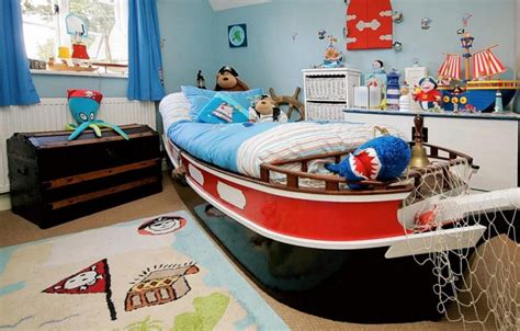 Adorable Ship Beds For The Litlle Pirates