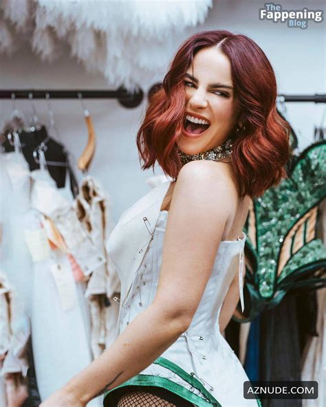 Jojo Levesque Sexy Looking Smoking Hot In Her Moulin Rouge Broadway