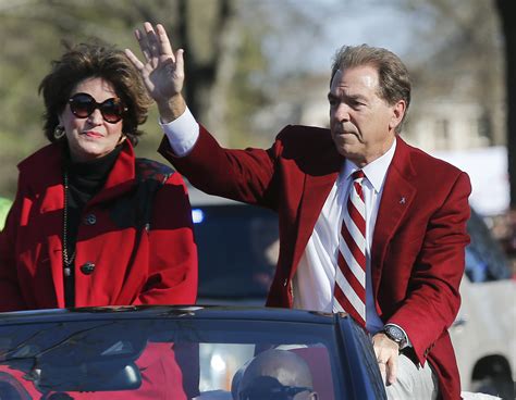 Nick and Terry Saban donate to save Space Camp in Huntsville | CBS 42