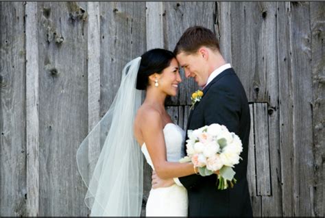 Website On A Wide Variety Of Dress Vermont Rustic Wedding At Waybury