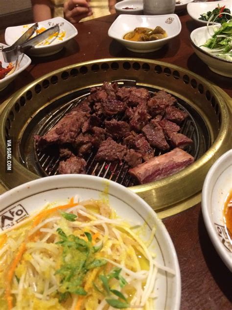 I'm going to be in seoul find a korean bbq restaurant that serves side dishes like noodles or bibimbap too. Korean BBQ - 9GAG