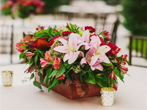 Jan 08, 2021 · orchids in pink tones represent femininity and grace. Wedding Flowers: Symbolic Meanings of Flowers