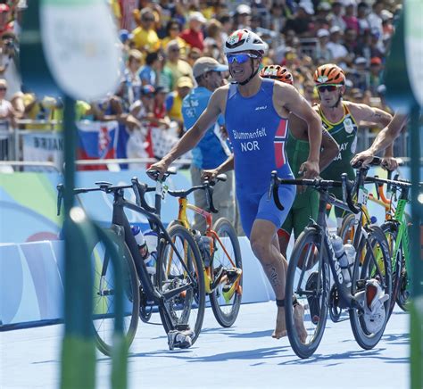 The men's triathlon competition was a day of many firsts for the olympic sport. Sport, triathlon | Småskuffet Blummenfelt etter bunnsolid ...