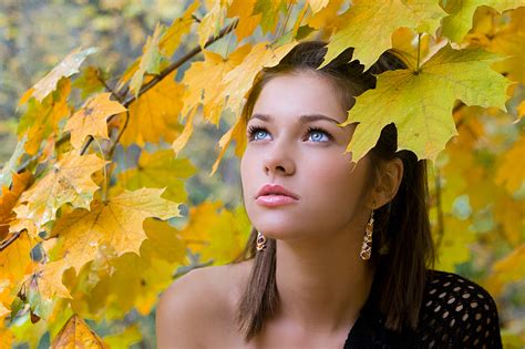 Autumn Girl Photo And Image Portrait Women People Images At Photo