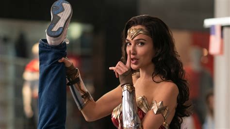 Things Only Adults Notice In Wonder Woman