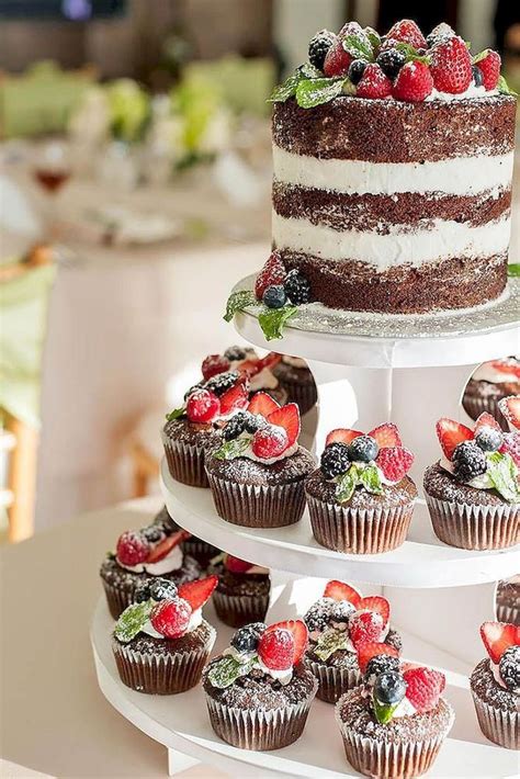 Cupcake para casamento mais de ideias para decoração da mesa Bolos de casamento com