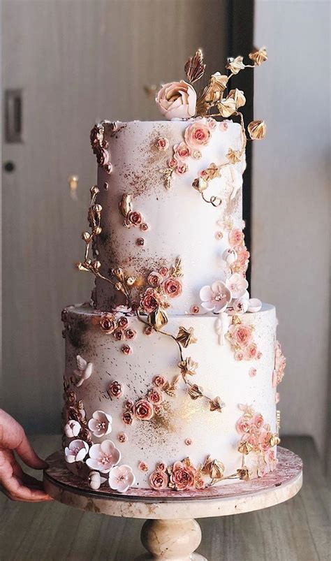 Pretty Wedding Cakes Wedding Cakes With Flowers Tiered Wedding Cake