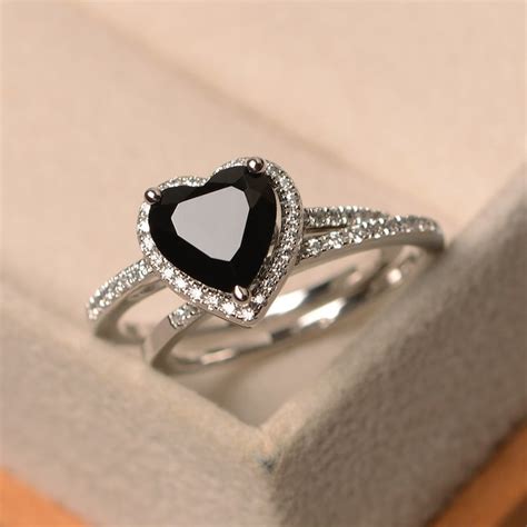 Black Spinel Ring Heart Cut Black Gemstone Halo Rings Etsy
