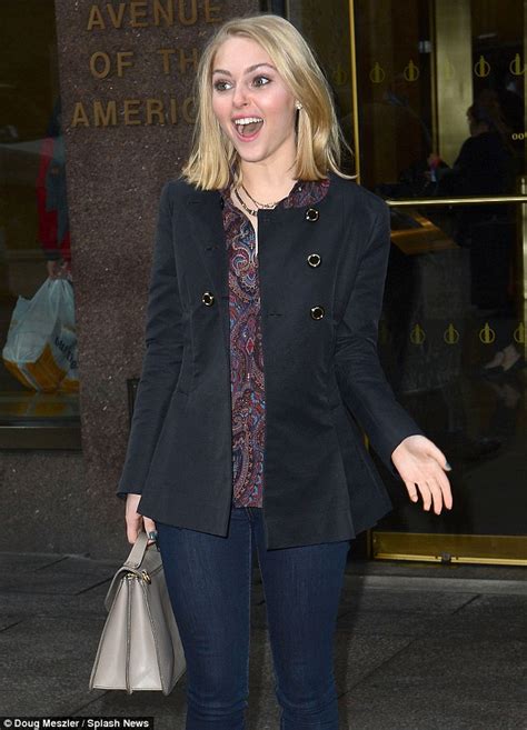 Annasophia Robb Steps Out In New York Just Hours Before Her Sex And The