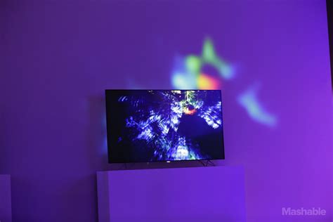 Philips Ambilux Tv Extends The Picture Onto Your Walls Using Pico