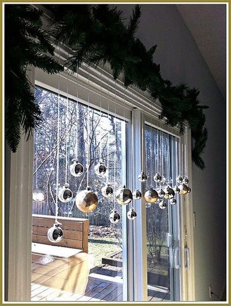 20 Indoor Christmas Window Decorations Decoomo