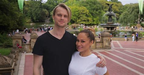 90 day fiance follows each filmed couple as they navigate through typical challenges: How Did Darcey & Jesse Meet Before '90 Day Fiance: Before ...