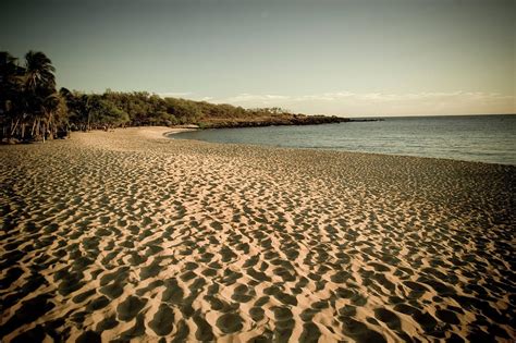 Sandy Beach In Lanai Hawaii Usa Photograph By Paul Giamou Pixels