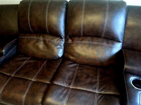 Executive conference room chairs and boardroom chairs should be rather 'low profile' in height and adapt well to the various sized users that frequent them. Media Room Chairs | Media room decor, Media room chairs ...