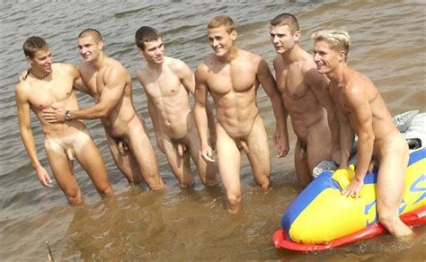 Photo Naked Men On The Beach Page 16 Lpsg