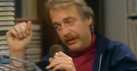 The Moment Dr Johnny Fever Turns Up The Heat On Wkrp Madly Odd