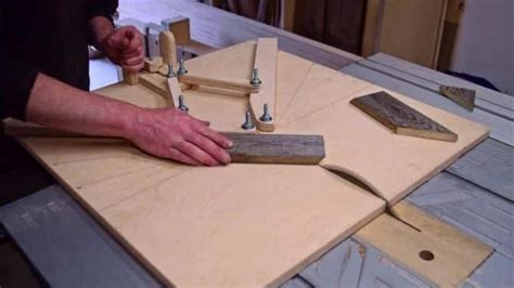 Adjustable Miter Sled For Perfect Miter Cuts Free Plans