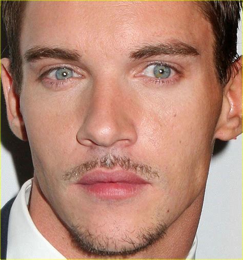 pictures of jonathan rhys meyers