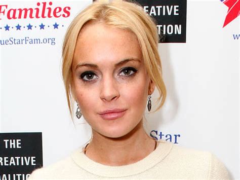 lindsay lohan to be sued for 1 million by ex betty ford staffer dawn holland over alleged