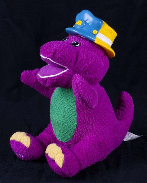 Le Chat Noir Boutique Fisher Price 94417 Silly Hats Barney The