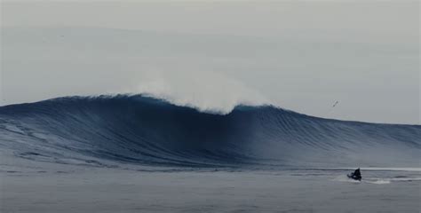 Surfing 100 Foot Waves At Cortes Bank Surfer