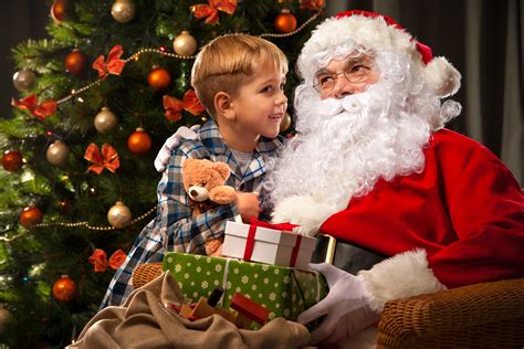 Santa Claus Pictures For Kids
