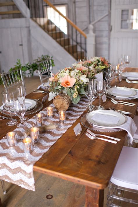 11 Wonderful Winter Tablescapes
