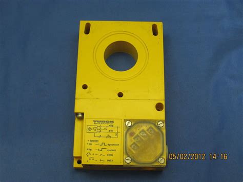 Turck Inductive Proximity Ring Sensor Bi 40 R32SR UN6X Process