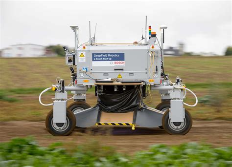 This Robot Uses Machine Learning To Kill Weeds It May Eliminate Our