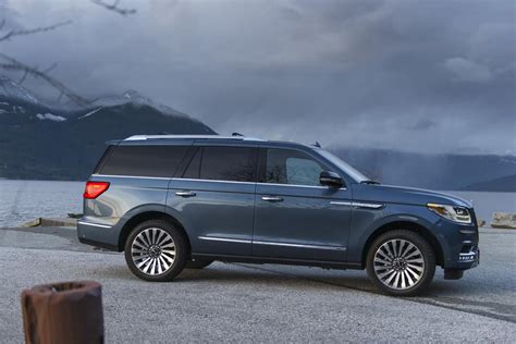 What's the difference vs 2019 navigator? All-New 2018 Lincoln Navigator: Elevating the Family Road-trip Game