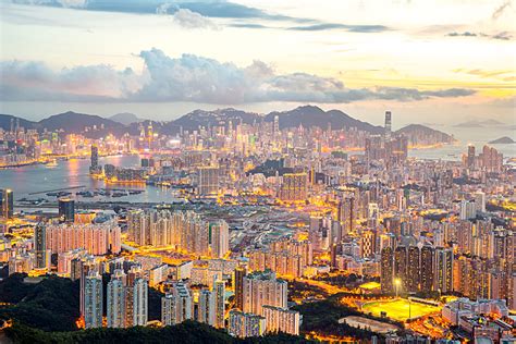 where to stay in hong kong kowloon vs hong kong island globetrotting with goway