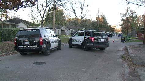 Man Fatally Shot In North Houston Home Invasion
