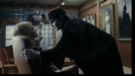 Dark Shadows Extrait Du Film Avec Johnny Depp Et Eva Green